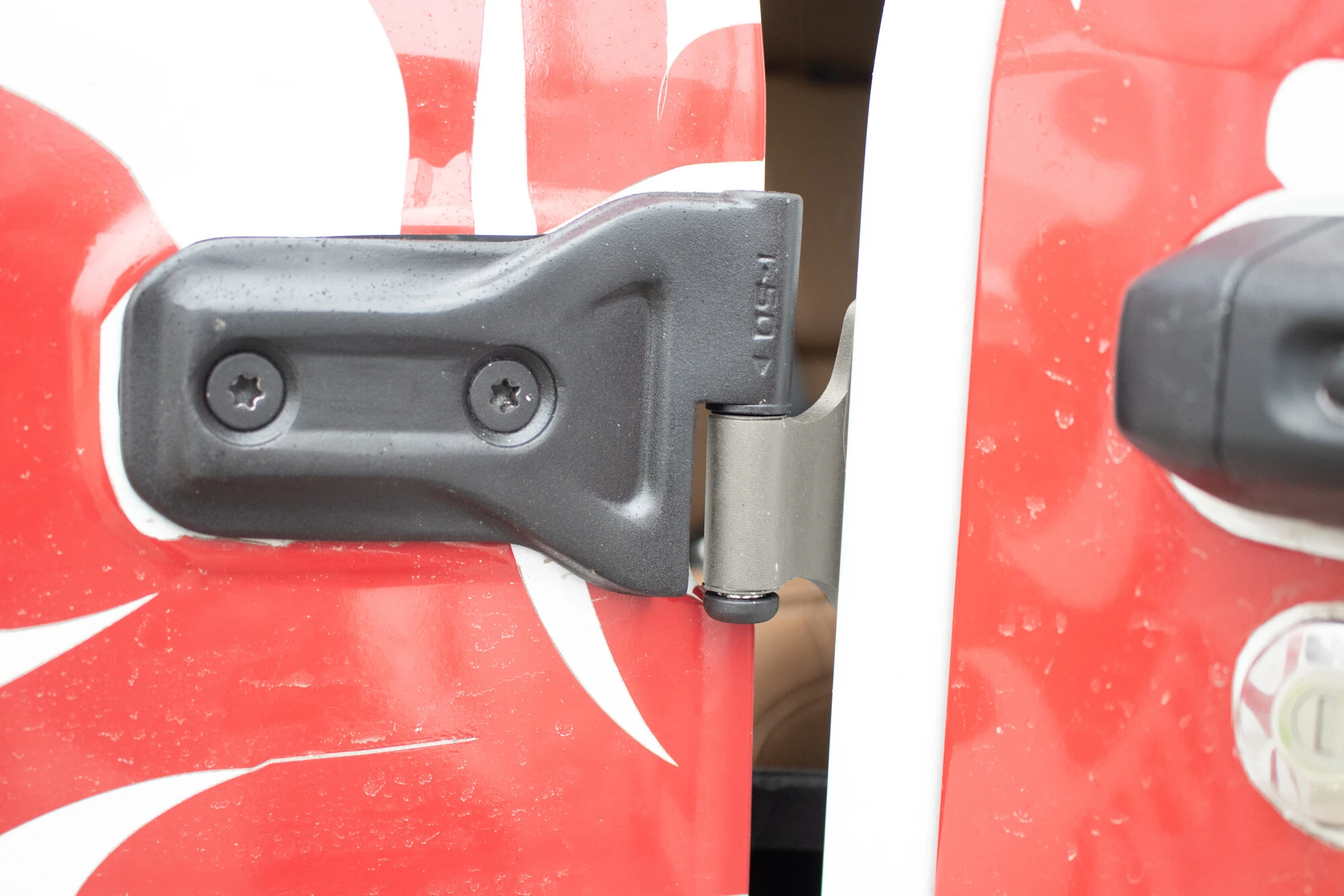 Kentrol 40728 Body Door Hinge Set - in Raw Stainless for 18-26 Jeep Wrangler JL 2-Door