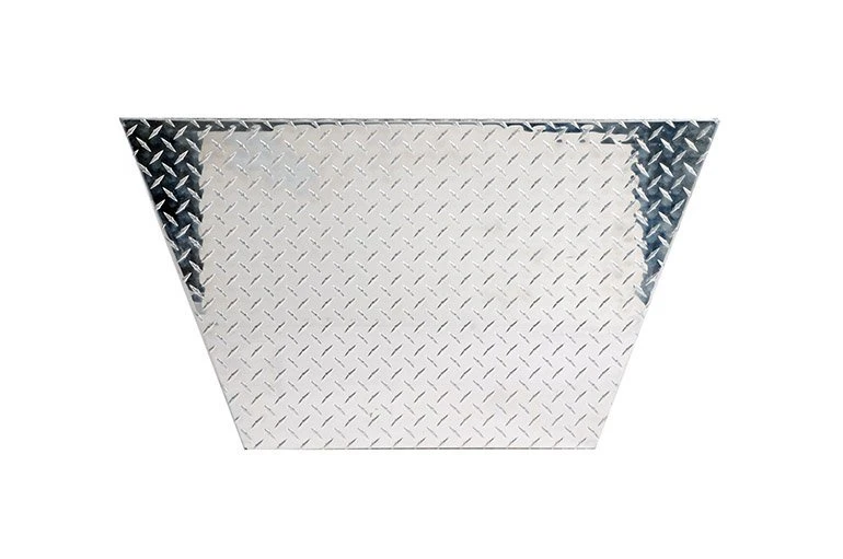 Dee Zee Lockable Brite-Tread Finish Triangle Trailer Box