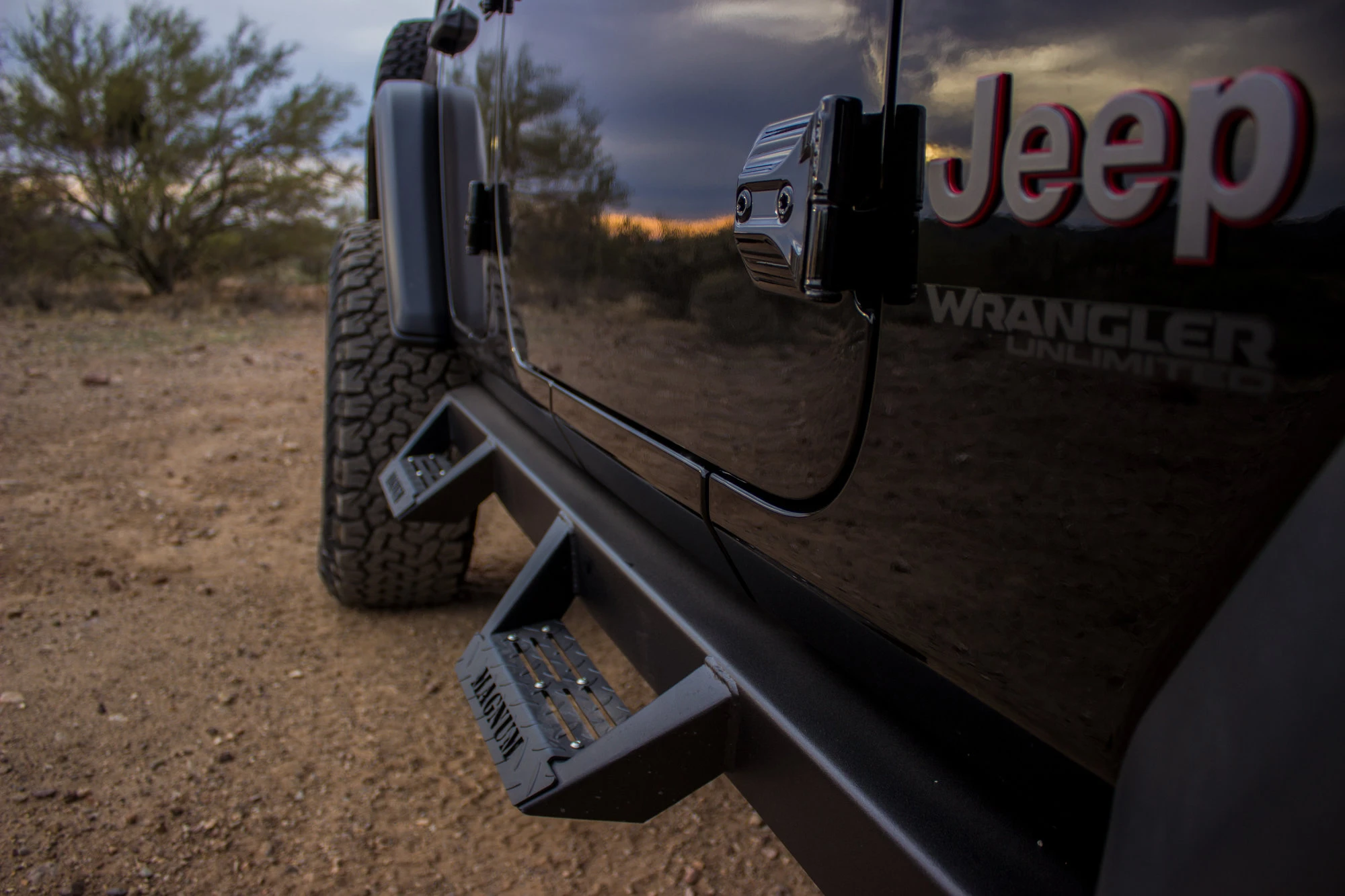 Magnum RT Steps for 18-26 Jeep Wrangler JL Unlimited